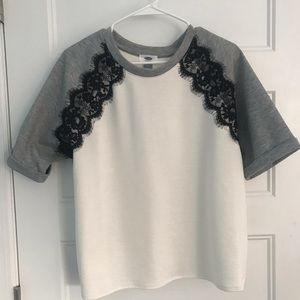 Boxy cut lace t-shirt